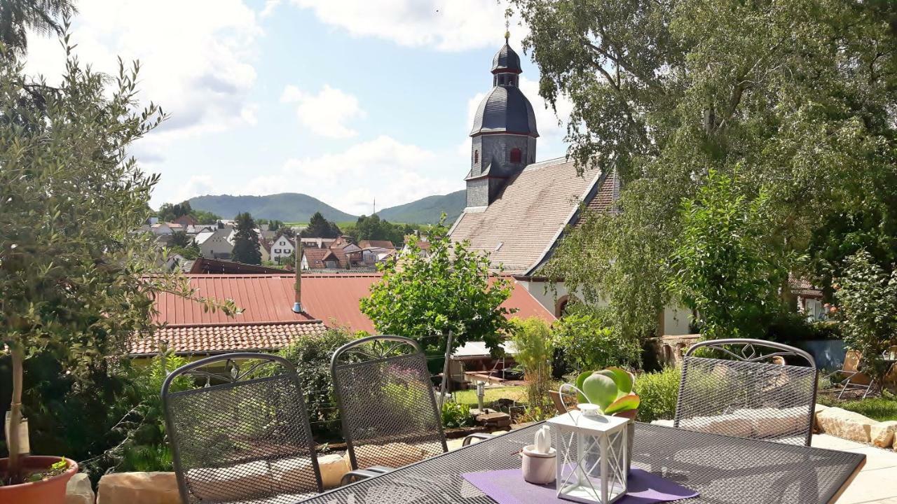 Gaestehaus Roehm Ilbesheim bei Landau in der Pfalz Esterno foto